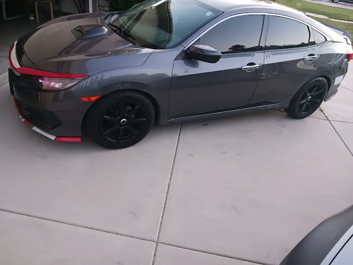 Manuel's Tires Wheels Auto 4