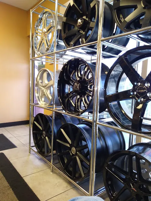 Bob & Al's Tires 5