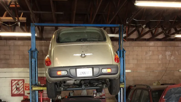 D & T Auto Repair 2