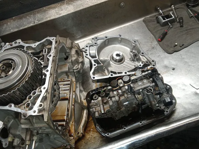 Transmissions Only - Transmission Shop San Bernardino CA, Transmission Rebuild, Replacement and Maintenance Service 2