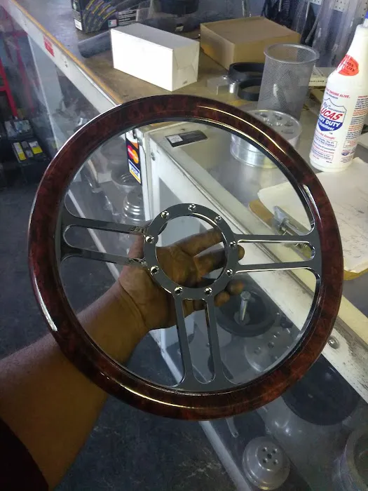 Universal Tire Shop 5