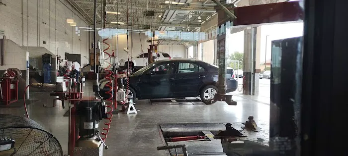 Les Schwab Tire Center 0