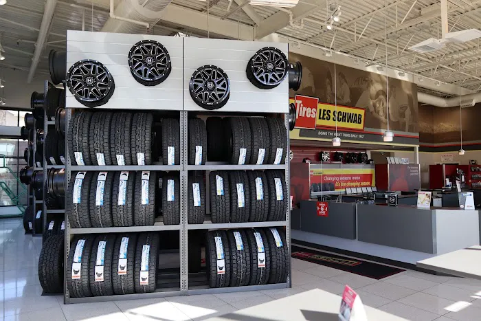 Les Schwab Tire Center 8