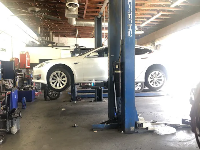 Star Smog Pros Auto Repair 4