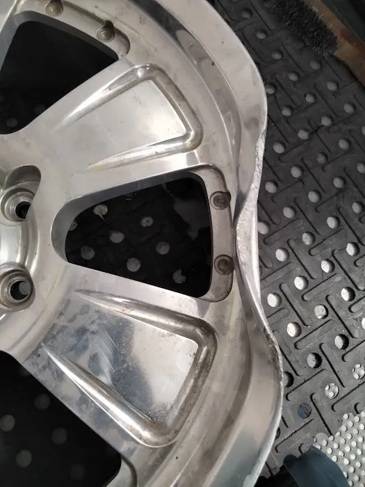 HERMES TIRES 4