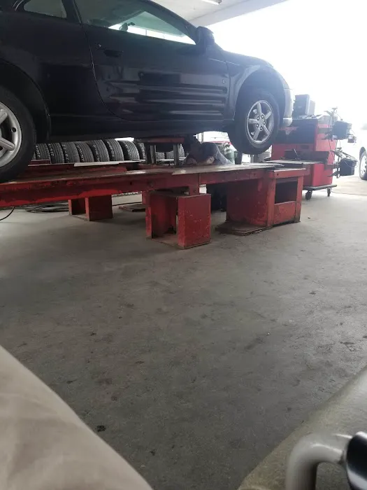 Auto Brakes & Alignment 0