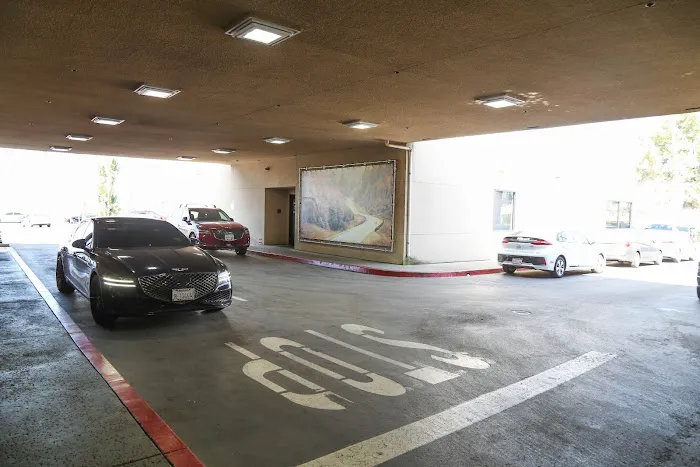 Hyundai Inland Empire Parts and Service Center 3