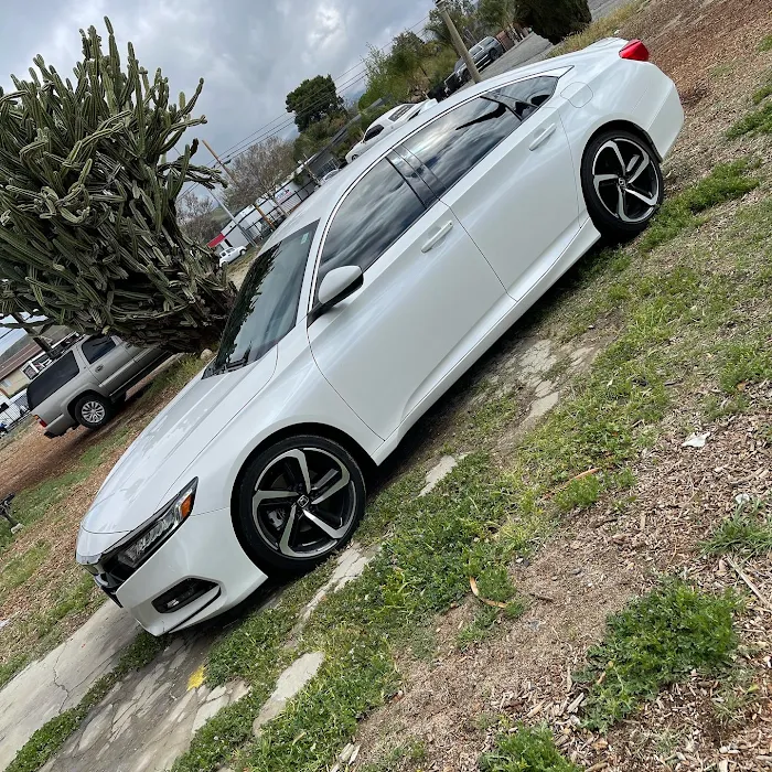 NO LIMIT WINDOW TINT 2