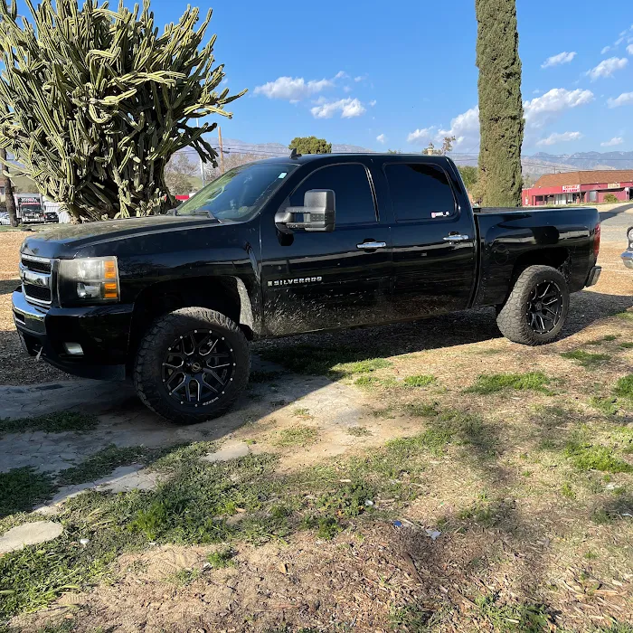 NO LIMIT WINDOW TINT 9