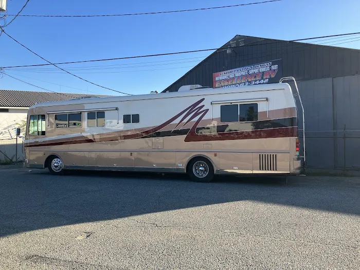 Excellence RV 4