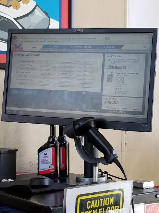 Valvoline Instant Oil Change 1