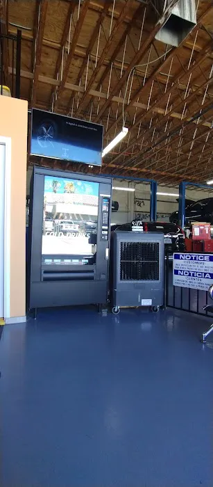 Noe's Auto Repair & Smog Center 7