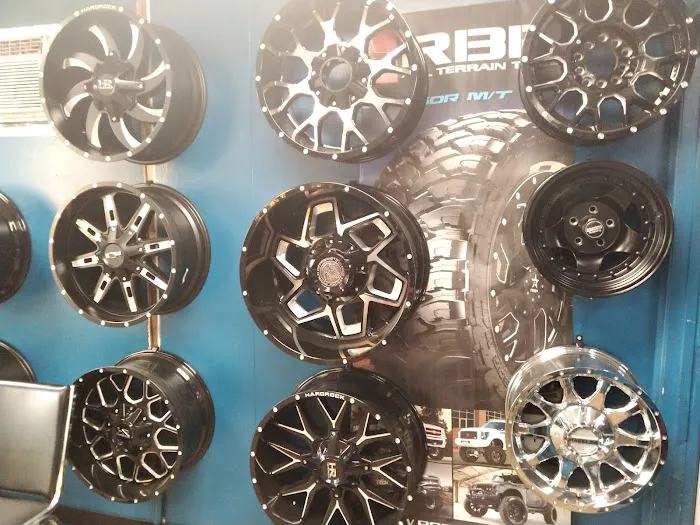 O's Tires & Wheels 7