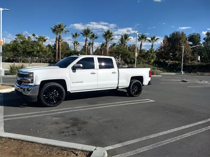 Diamond Chevrolet GMC Service 0