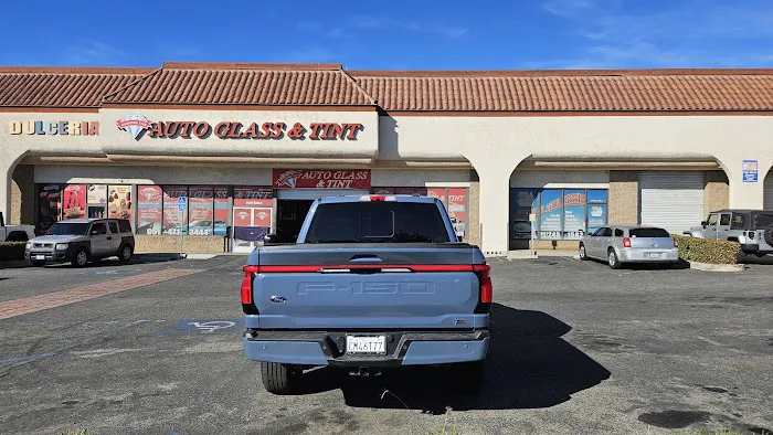 Diamond Star Auto Glass and Tint - Lake Elsinore 0
