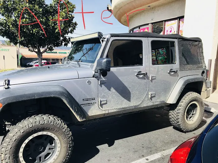Diamond Star Auto Glass and Tint - Lake Elsinore 8