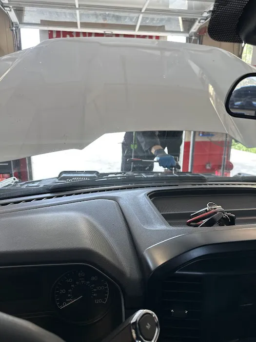 Valvoline Instant Oil Change 3