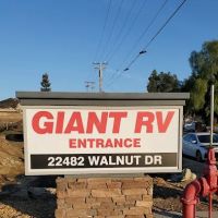 Giant RV - Service Center