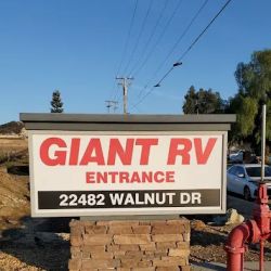 Giant RV - Service Center ico