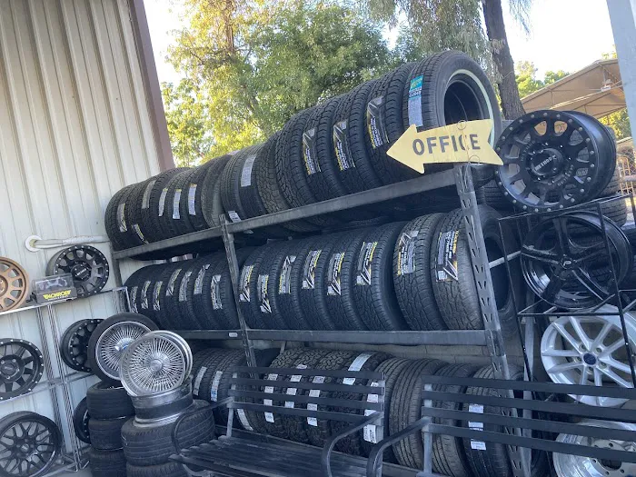 Fast Lane Tires 7