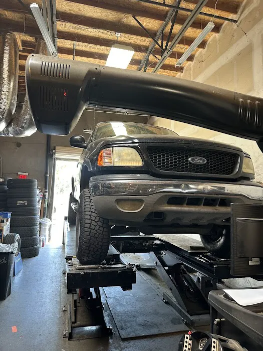 Franco's Tire Shop 7