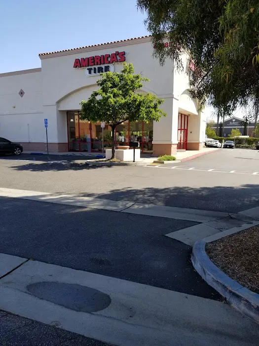 America's Tire 7