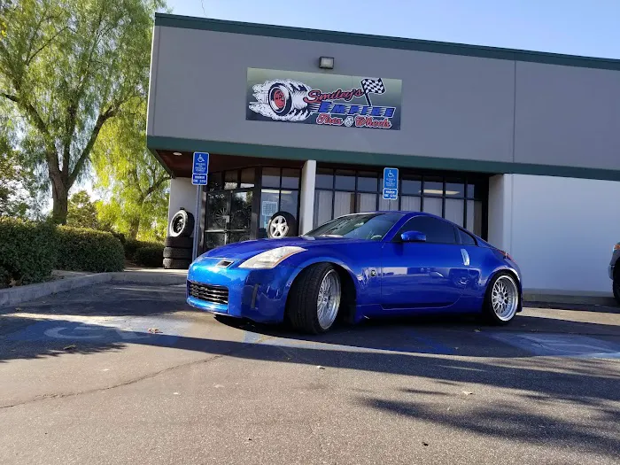 Smiley’s Empire Tire and Wheels 2
