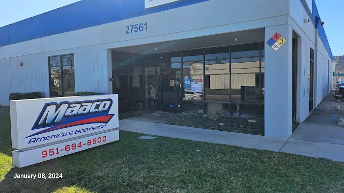 Maaco Auto Body Shop & Painting 7