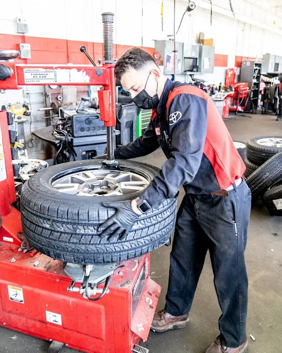 Temecula Valley Toyota Service Center 4