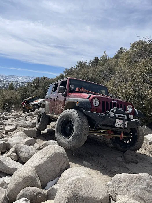DCH Chrysler Dodge Jeep Ram FIAT of Temecula Service Center 6