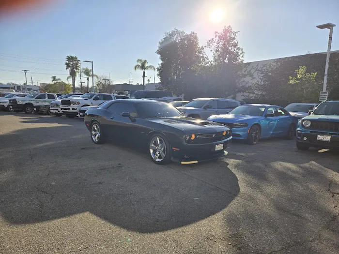 DCH Chrysler Dodge Jeep Ram FIAT of Temecula Service Center 2