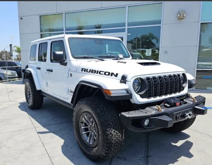 DCH Chrysler Dodge Jeep Ram FIAT of Temecula Service Center 4