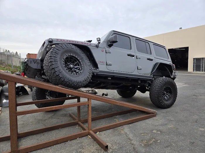Jeep Doctor 1