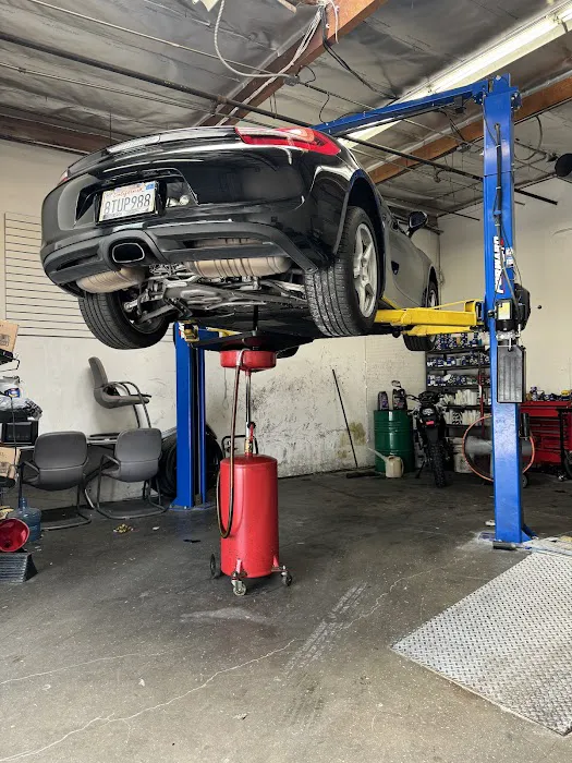 Brothers Smog Shop-Star Smog Oil-Change Temecula 2