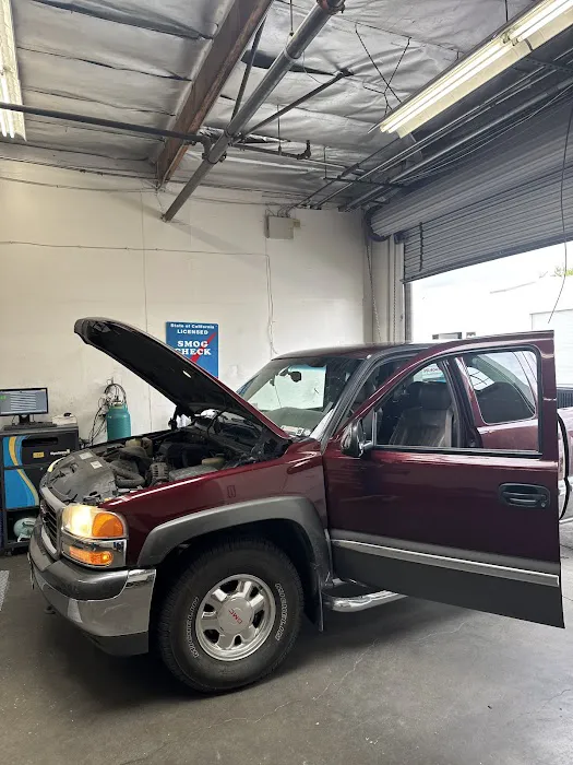 Brothers Smog Shop-Star Smog Oil-Change Temecula 1