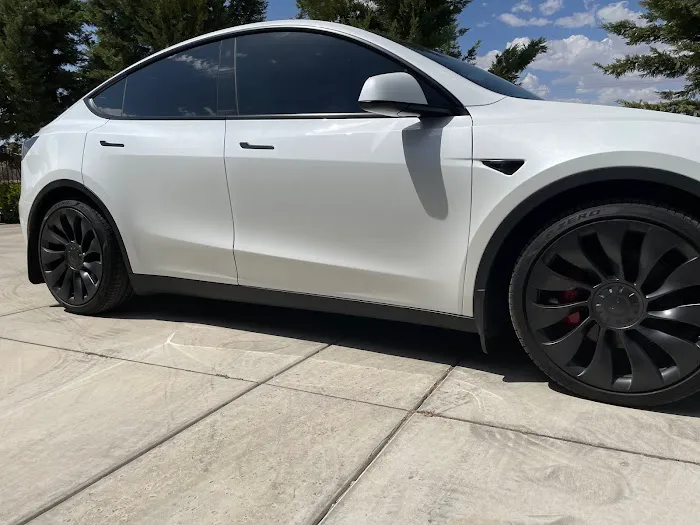 Mr Tint 0