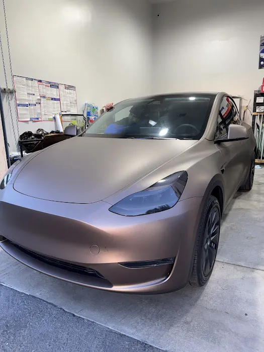 Redhawk Auto Glass 7