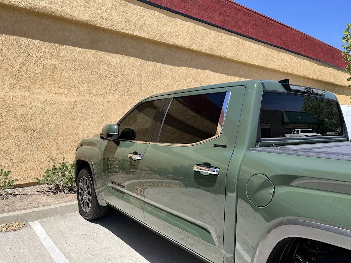 #1 Lowest Price Auto Glass & Tint 8