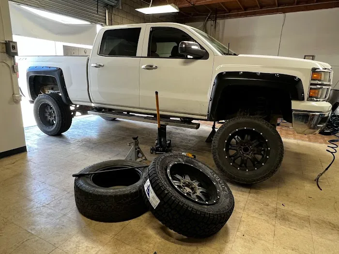 Frankies Tires and Brakes 8