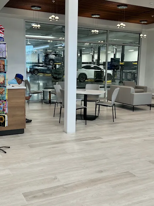 Temecula Valley Lexus Service Center 3