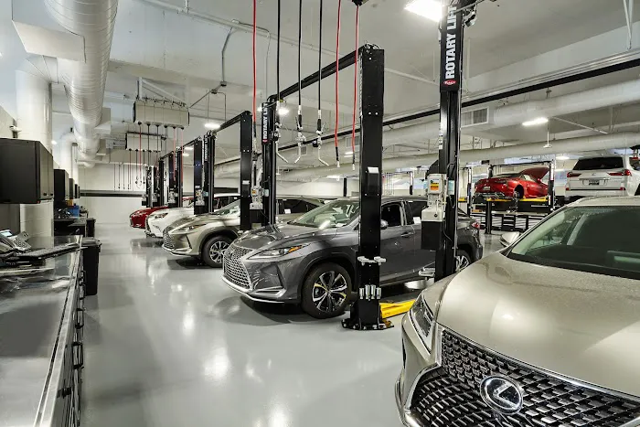 Temecula Valley Lexus Service Center 4