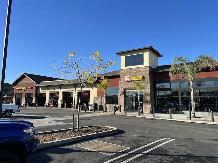 Les Schwab Tire Center 3