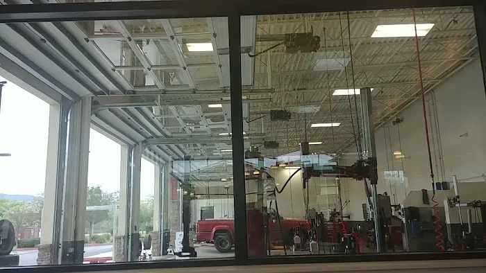 Les Schwab Tire Center 4