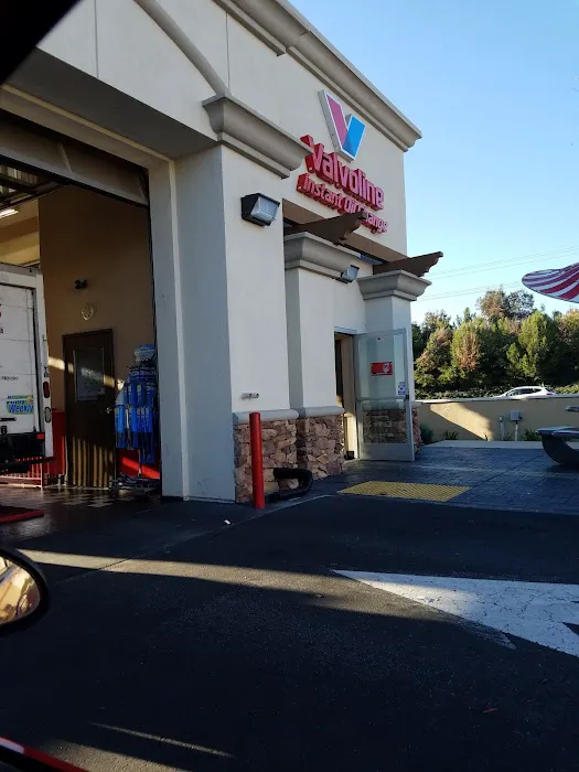 Valvoline Instant Oil Change 8