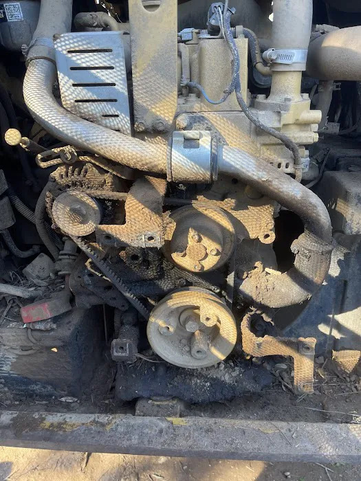 Camacho's Equipment Repair 0