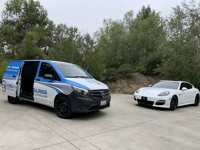 Auto Glass Cali Mobile Services 3