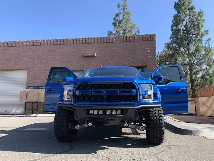 Auto Glass Cali Mobile Services 4