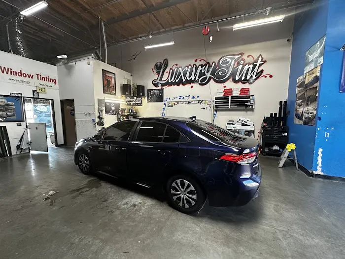 Luxury Tint & Auto Glass 1