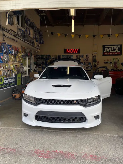 Acosta Customs 2