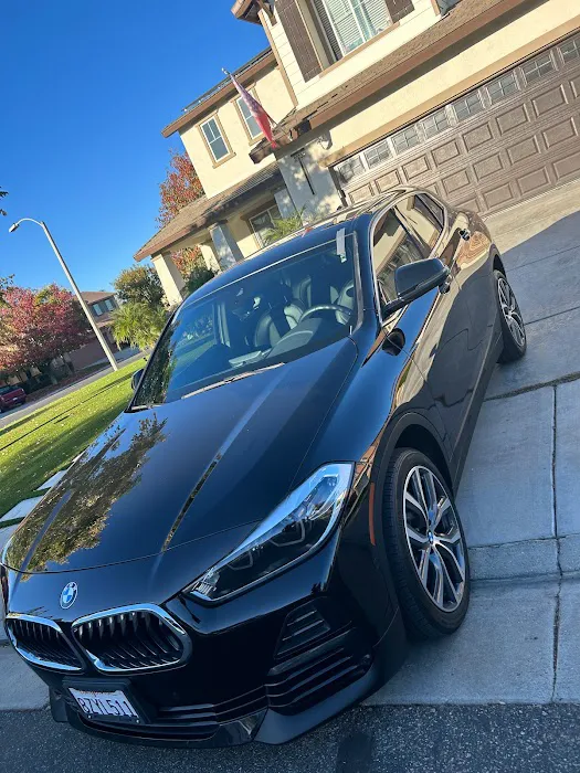 Senior Tech Auto Glass 8